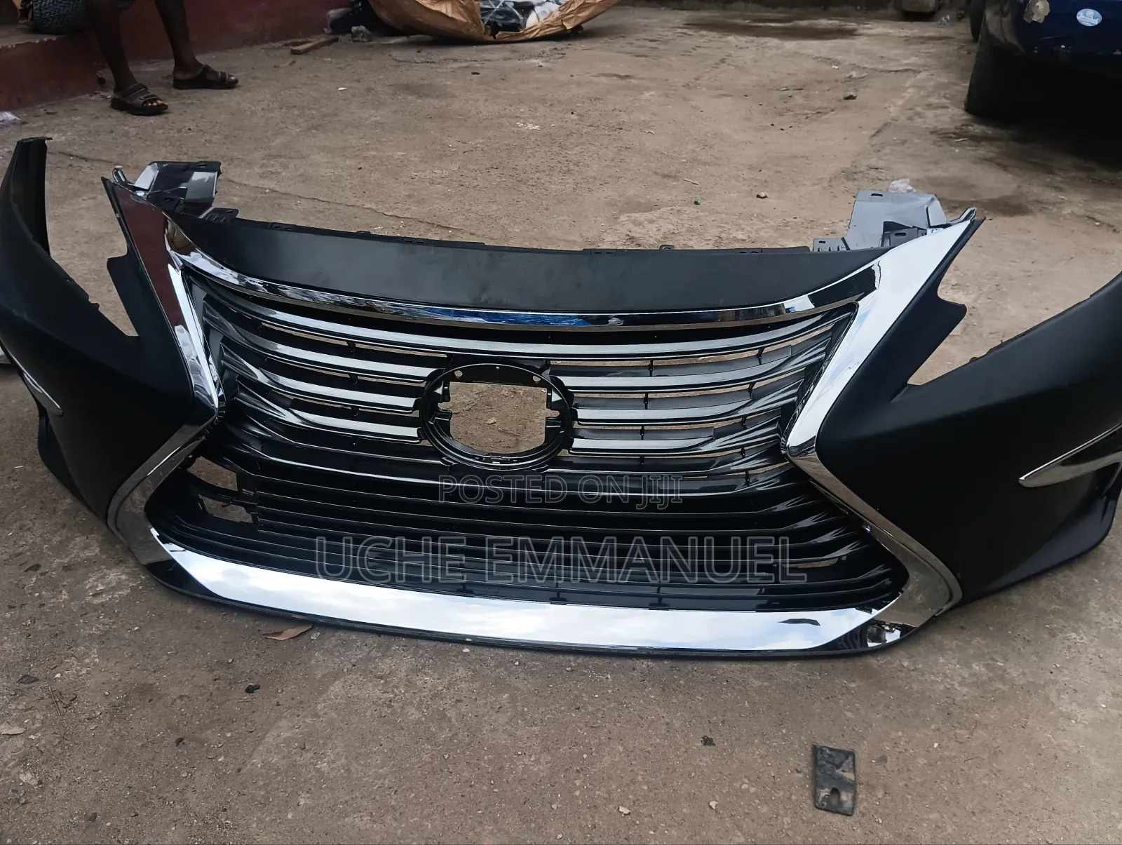 Front Bumper ES350 Model 2018