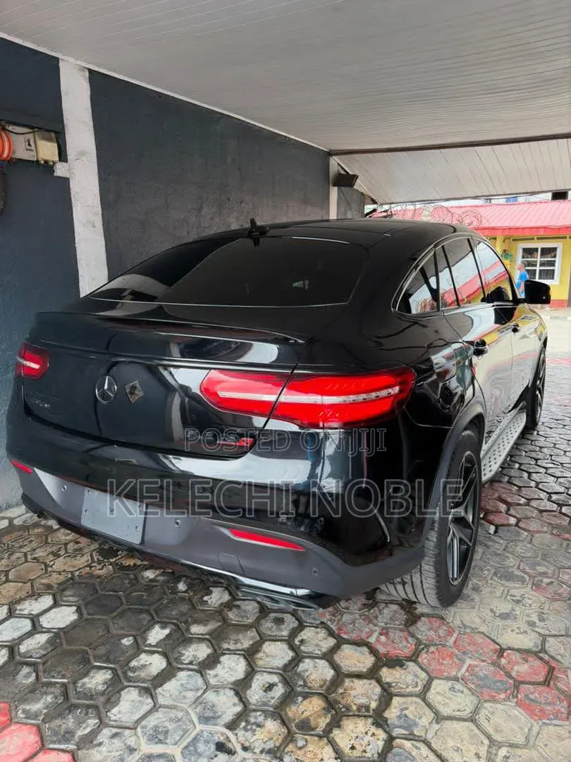 Mercedes-Benz GLE-Class AMG GLE 43 4MATIC 2017 Black