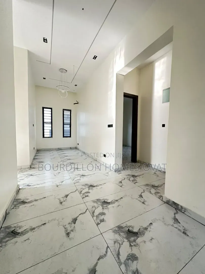 5bdrm Duplex in Orchid Lekki Lagos for sale