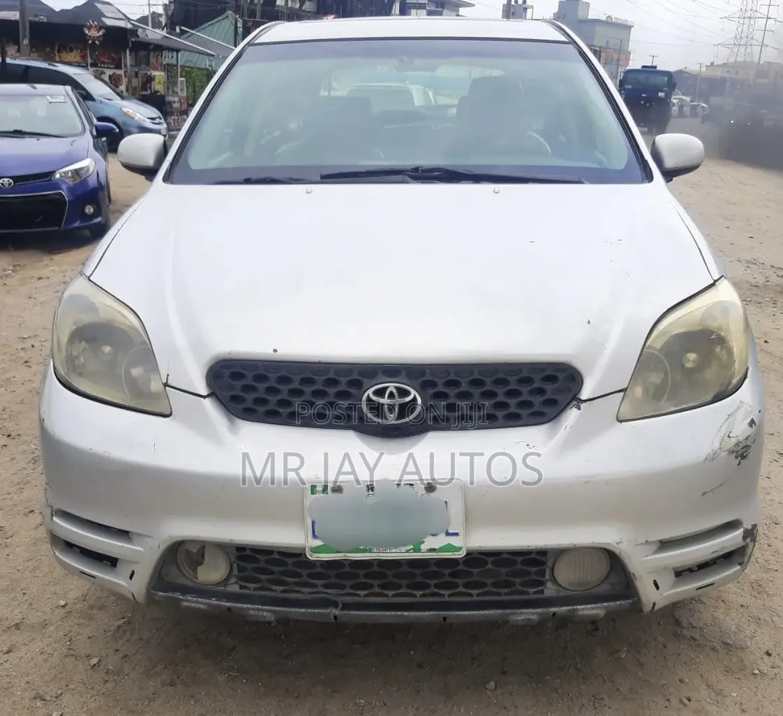 Toyota Matrix 2003 Silver