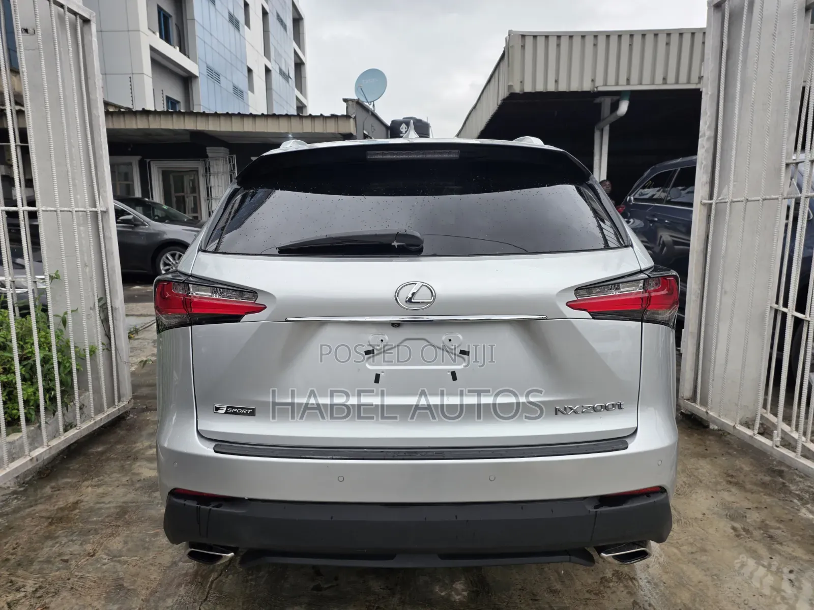 Lexus NX 200 AWD 2017 Silver