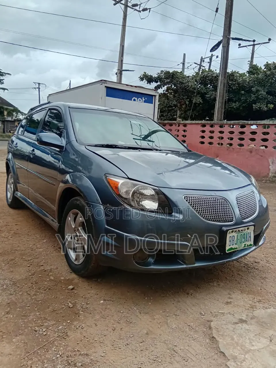 Pontiac Vibe AWD 2006 Gray
