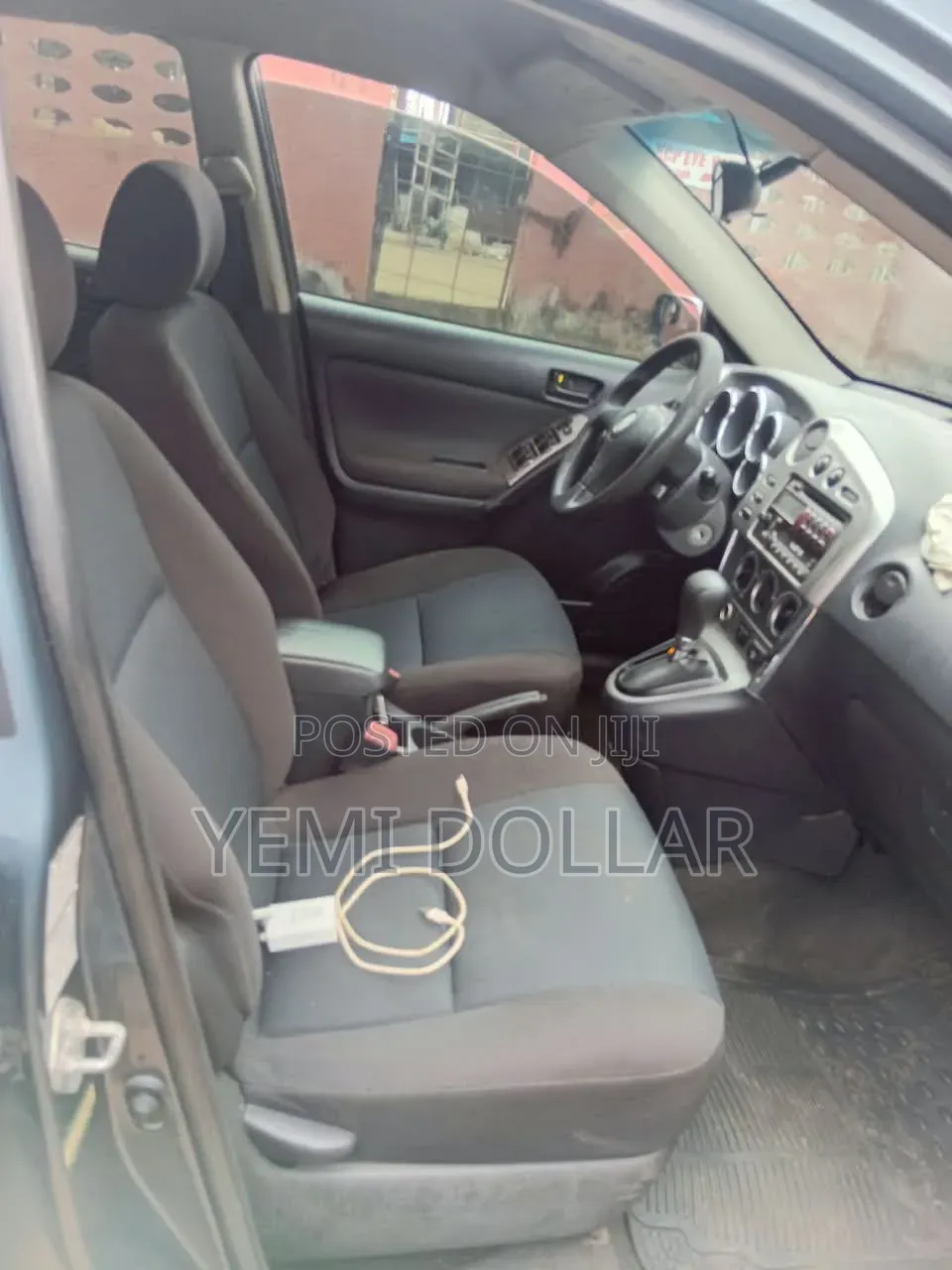 Pontiac Vibe AWD 2006 Gray