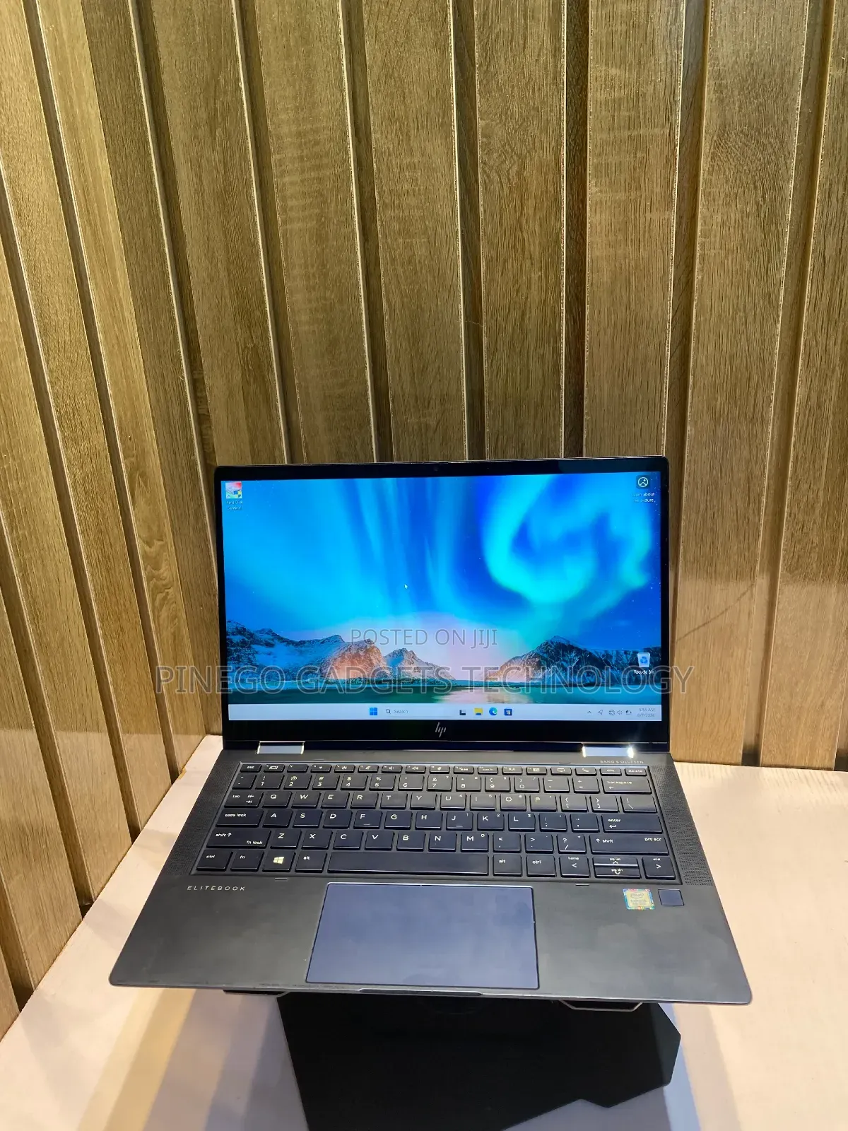 Laptop HP Elite Dragonfly x360 8th Gen 16GB Intel Core i5 SSD 256GB