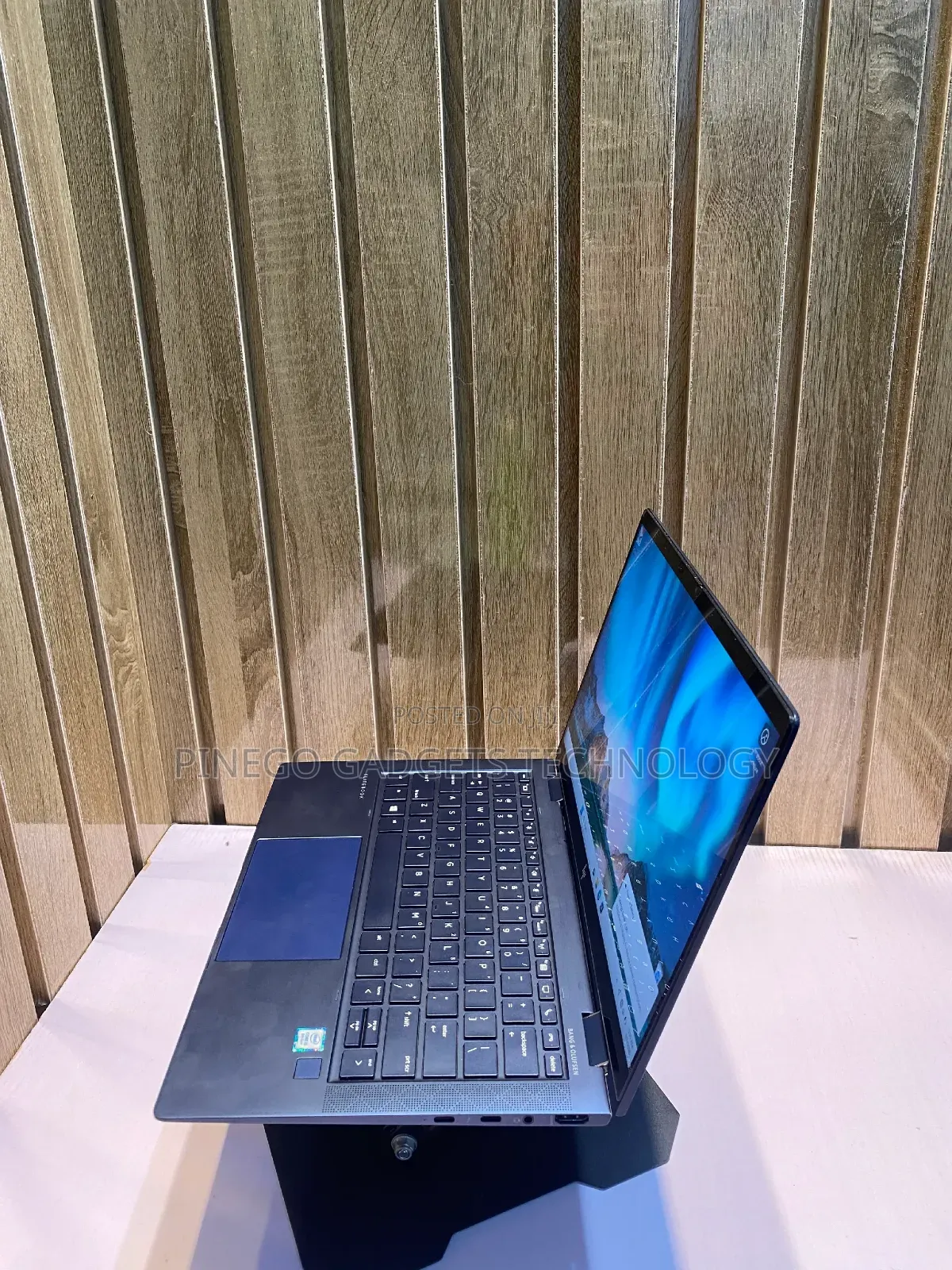 Laptop HP Elite Dragonfly x360 8th Gen 16GB Intel Core i5 SSD 256GB