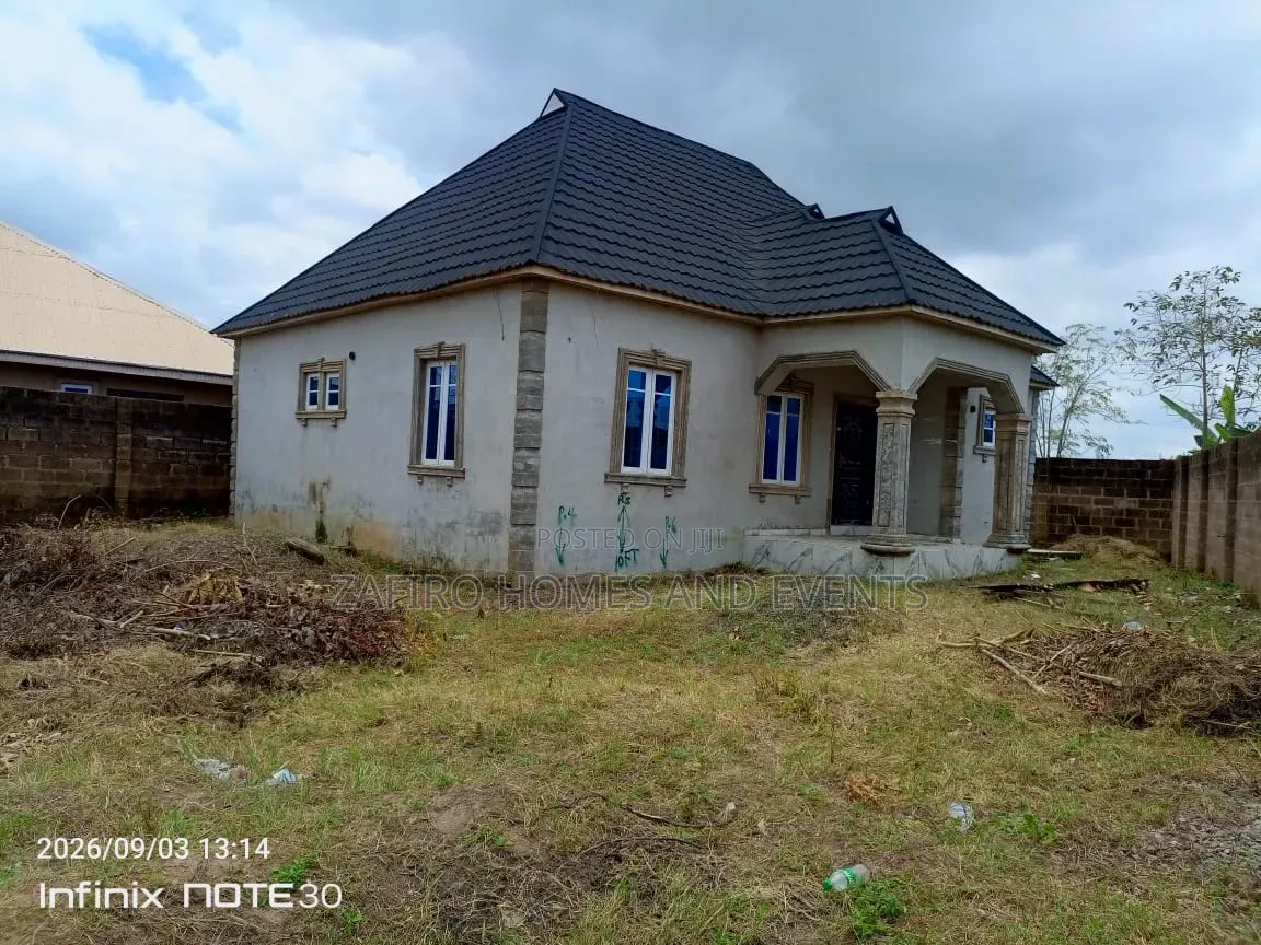 3bdrm Bungalow in Moganna Yellow Gate, Akala Express for sale