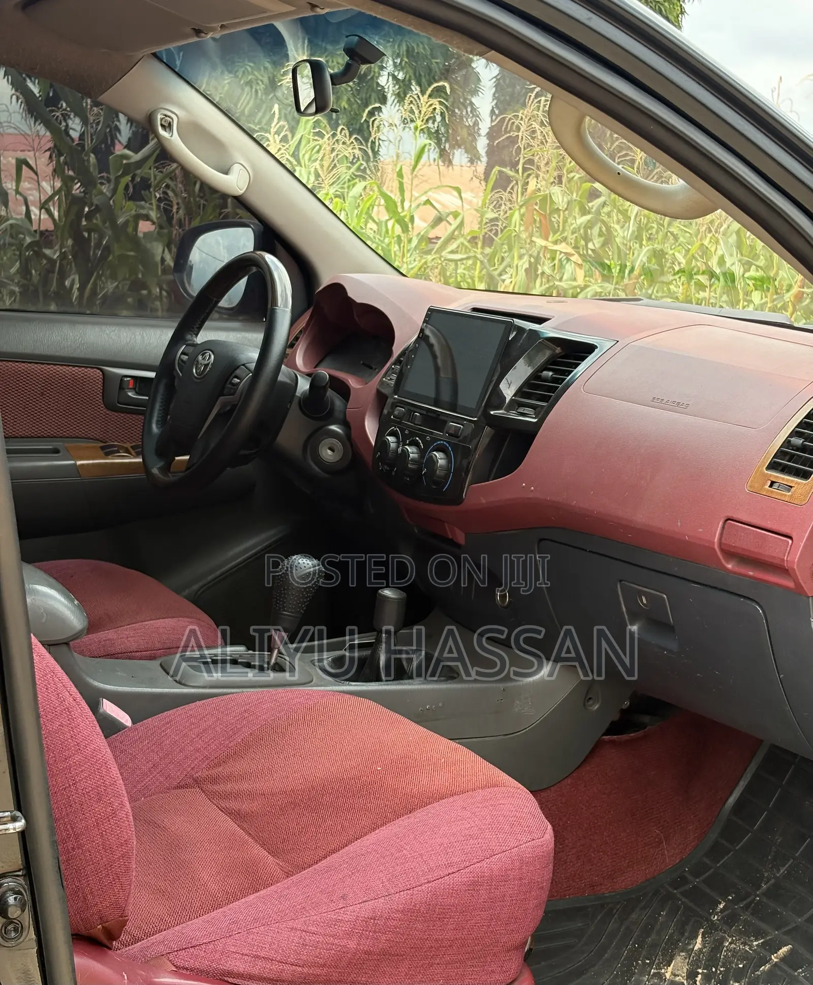Toyota Hilux 2014 Burgundy