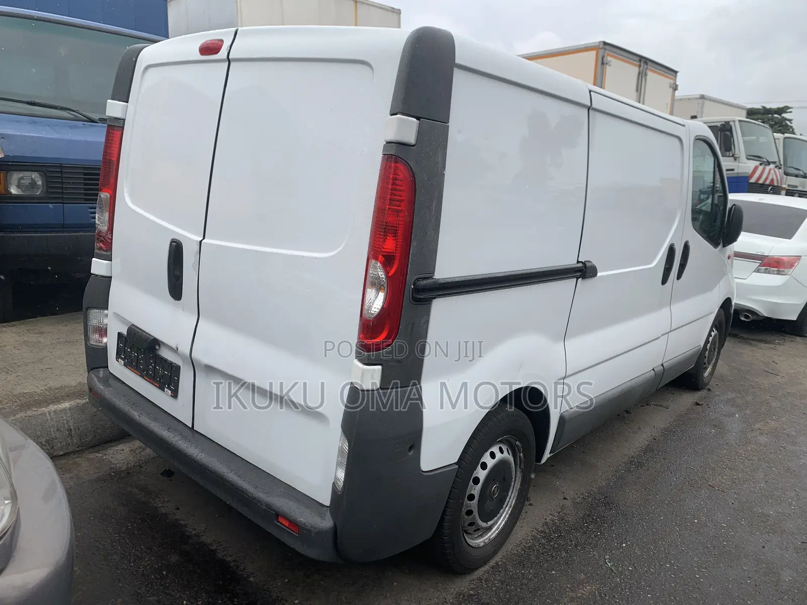 Opel Vivaro 2013 White
