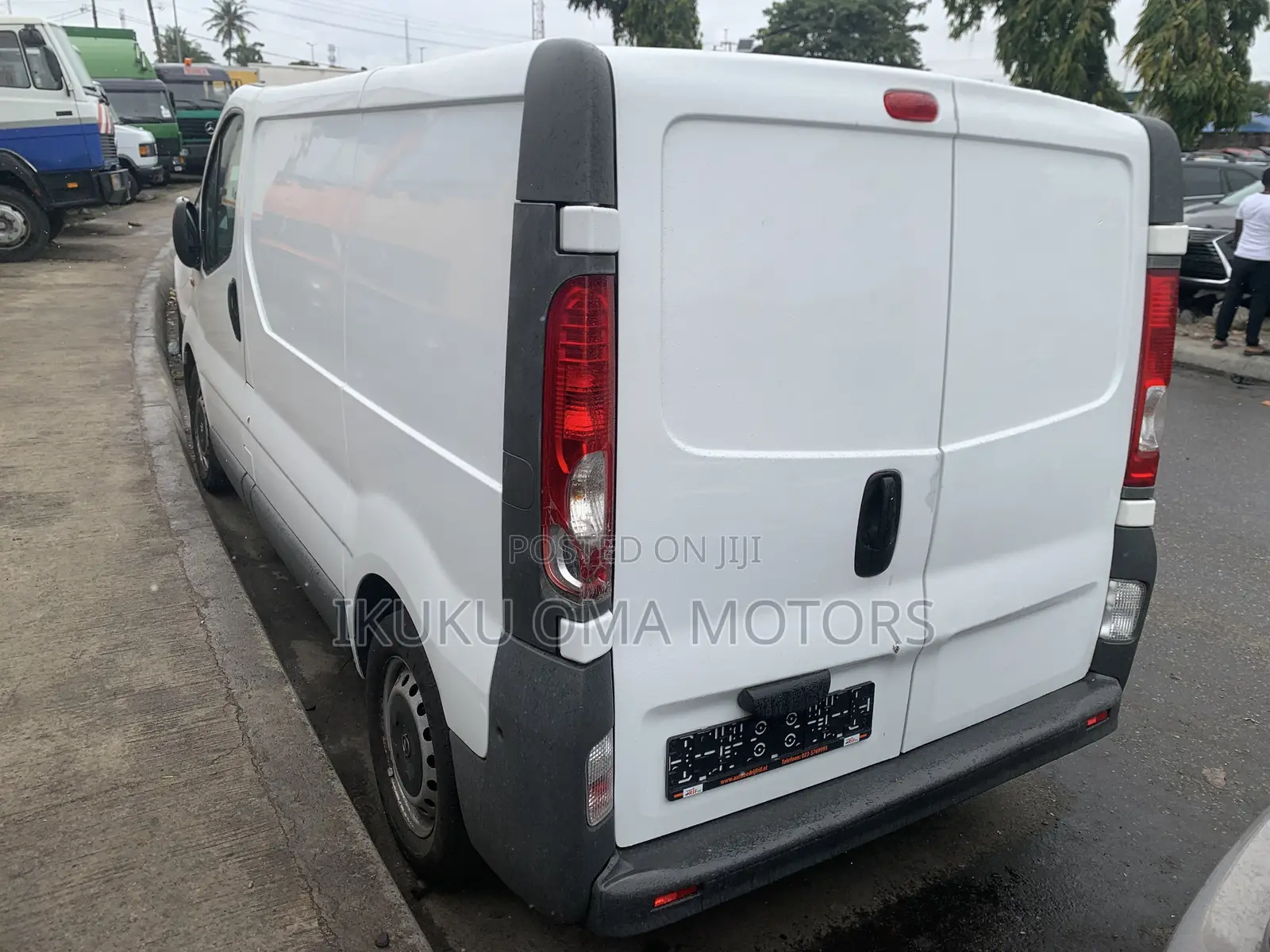 Opel Vivaro 2013 White