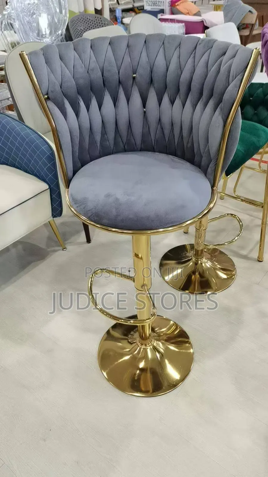 Adjustable Height Swivel Bar Stool