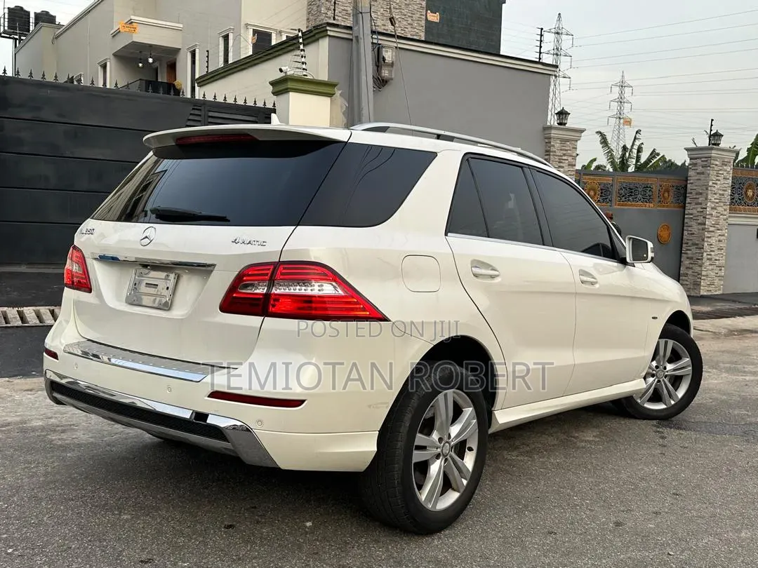 Mercedes-Benz M Class ML 350 4Matic 2013 White