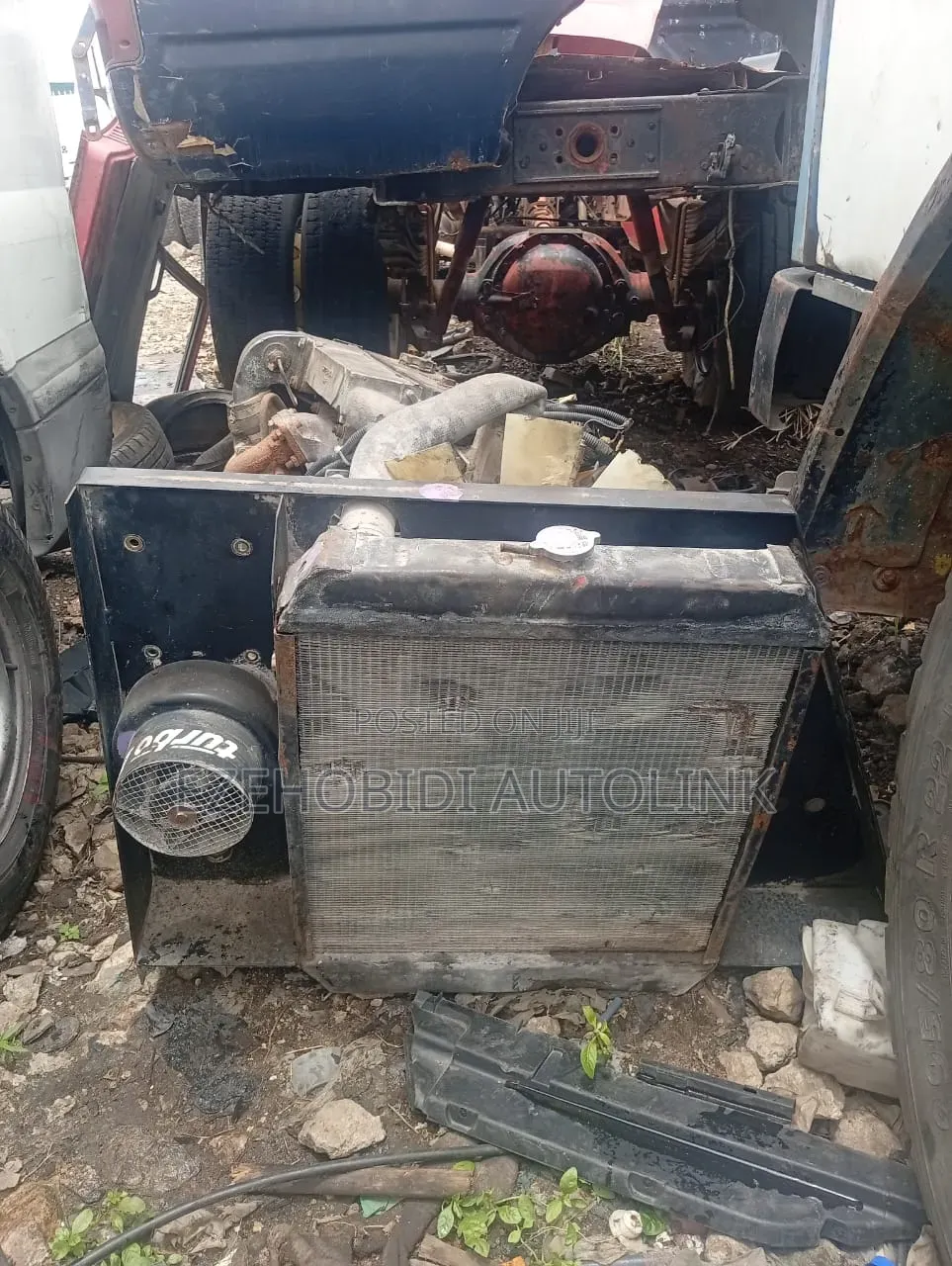 Tokunbo 4cylinder Turbo 1000series Perkins Engine and Radiator