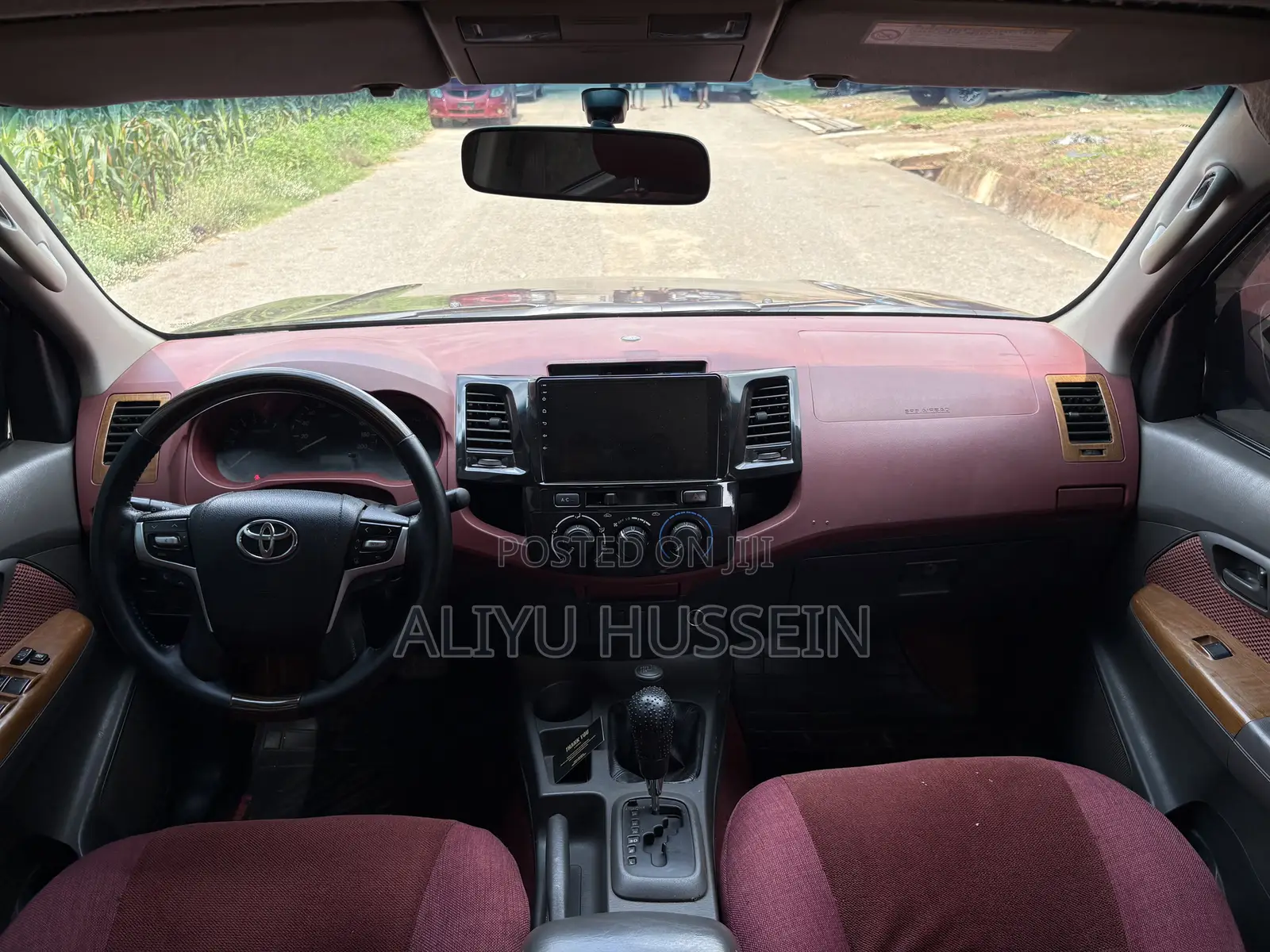 Toyota Hilux 2014 Black