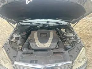 Mercedes-Benz C300 Luxury Sedan RWD (3.0L 6cyl 7A) 2008 Gray
