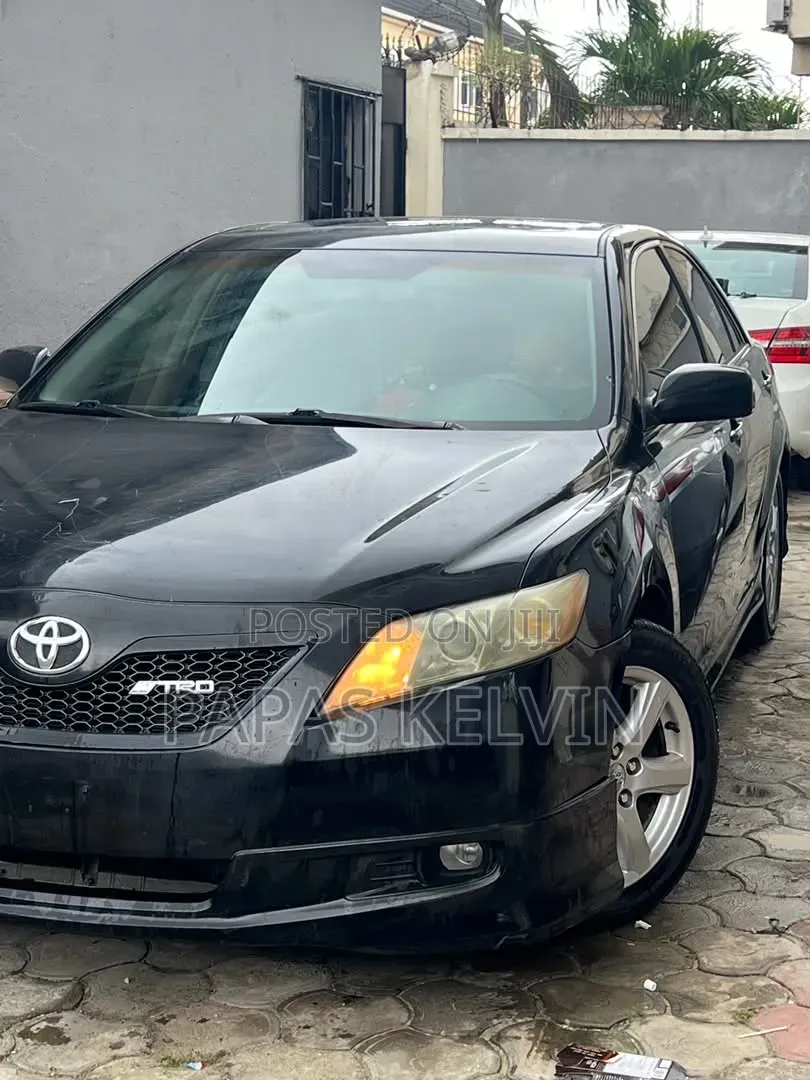 Toyota Camry SE 4dr Sedan (2.4L 4cyl 5A) 2008 Black