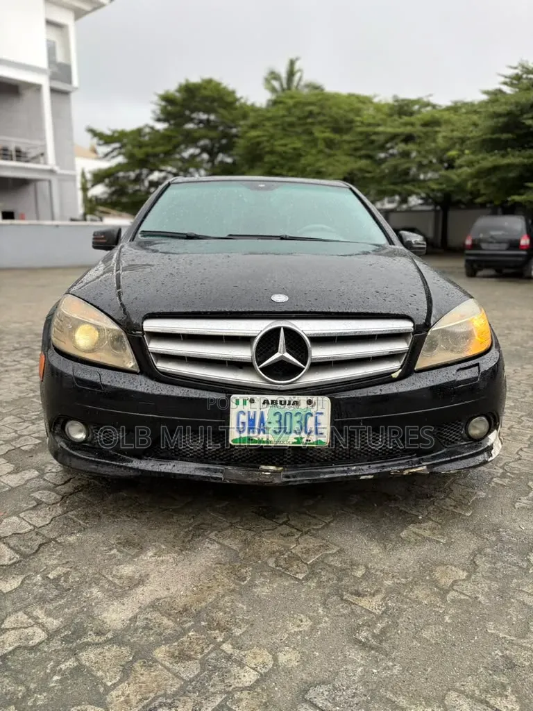 Mercedes-Benz C300 2009 Black