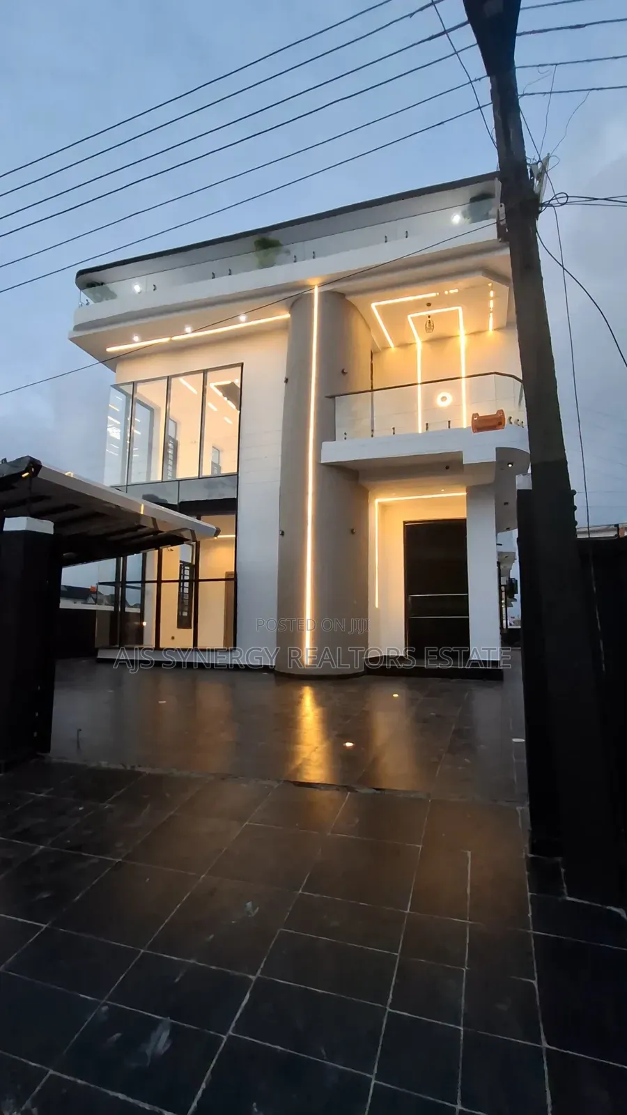 5bdrm Duplex in Sangotedo for sale