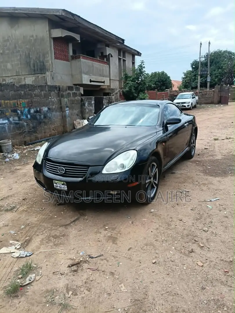 Lexus SC 430 2009 Black