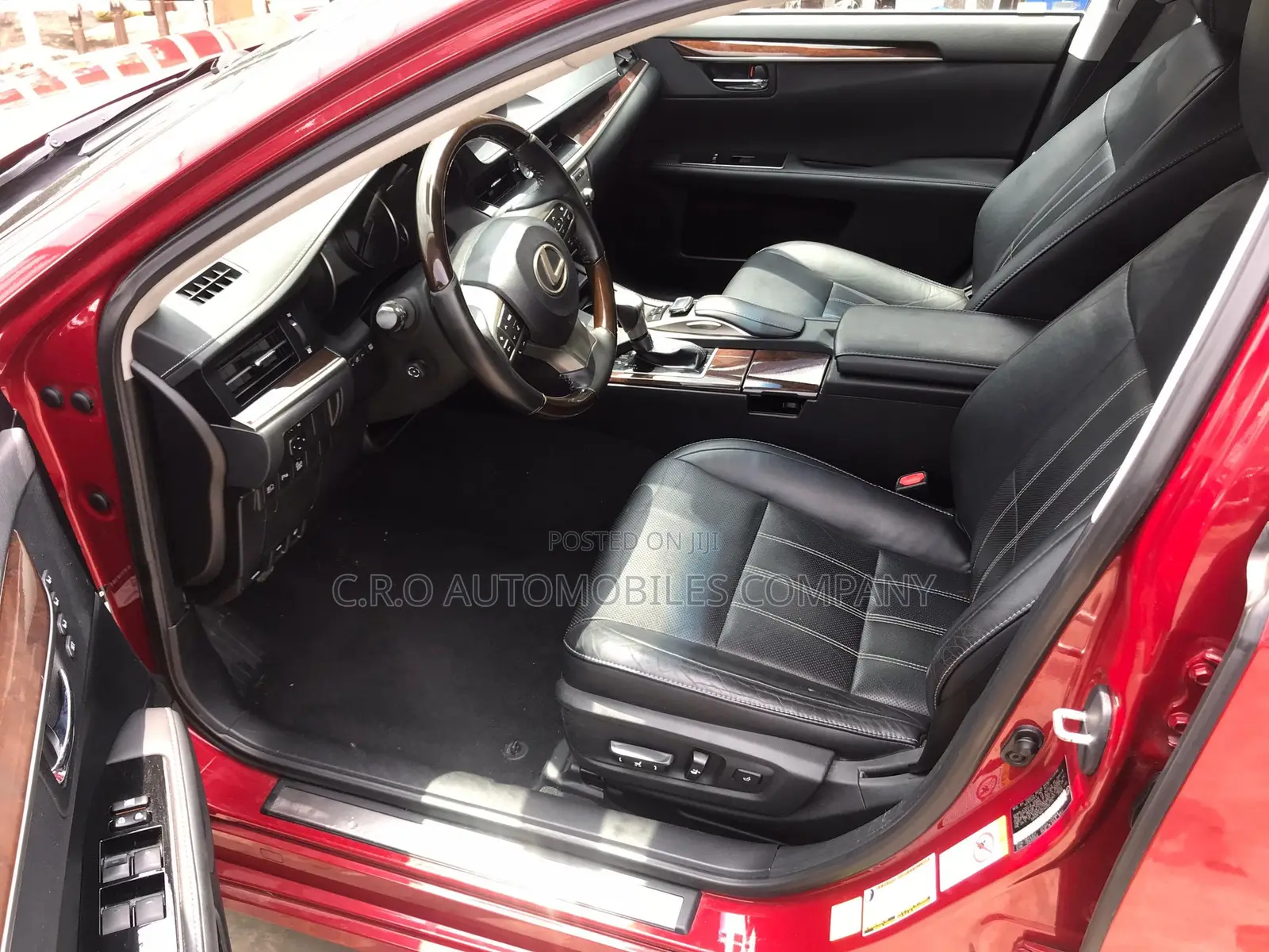 Lexus ES 350 FWD 2017 Red