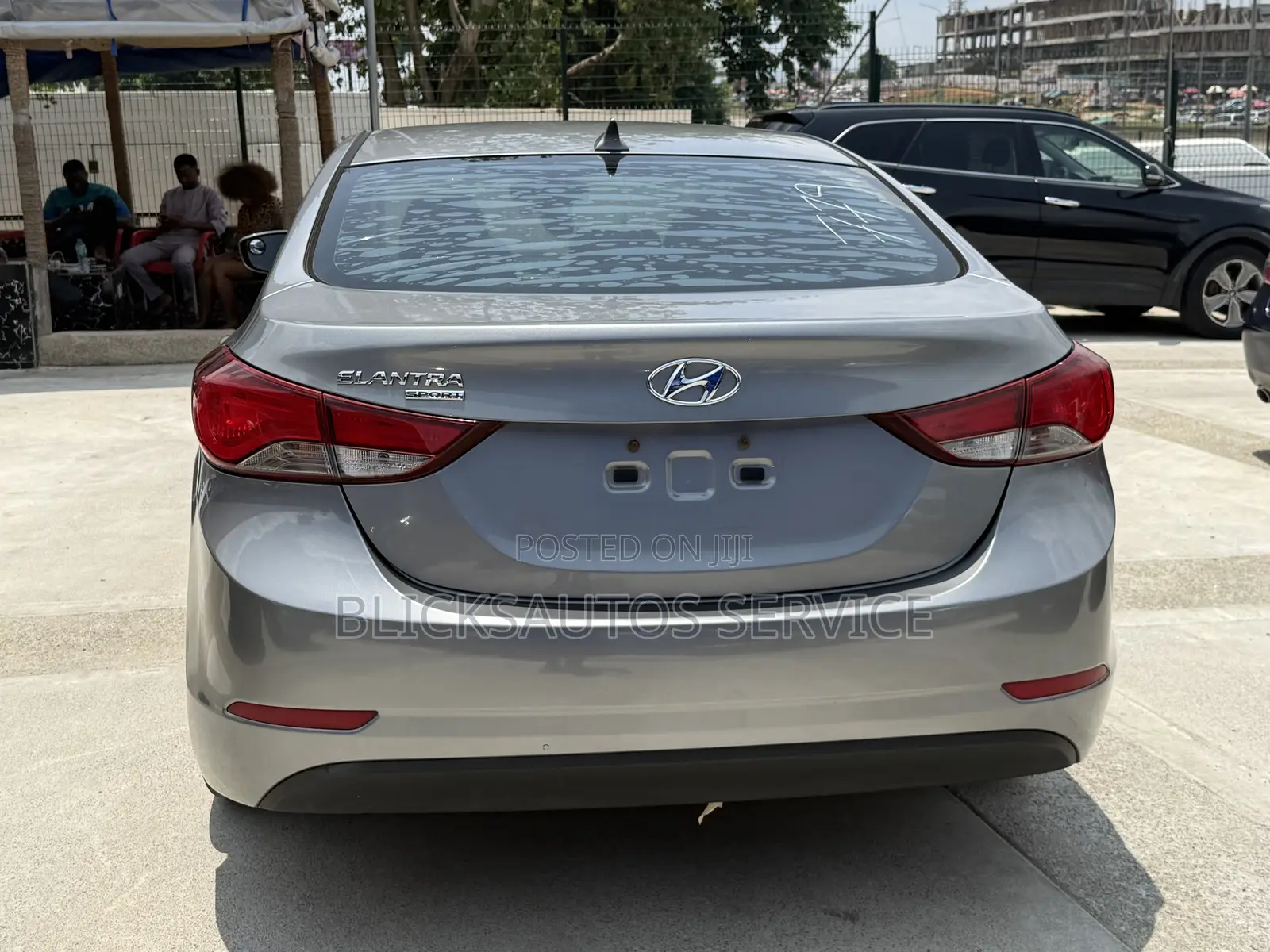 Hyundai Elantra Limited 4dr Sedan (1.8L 4cyl 6A) 2015 Gray