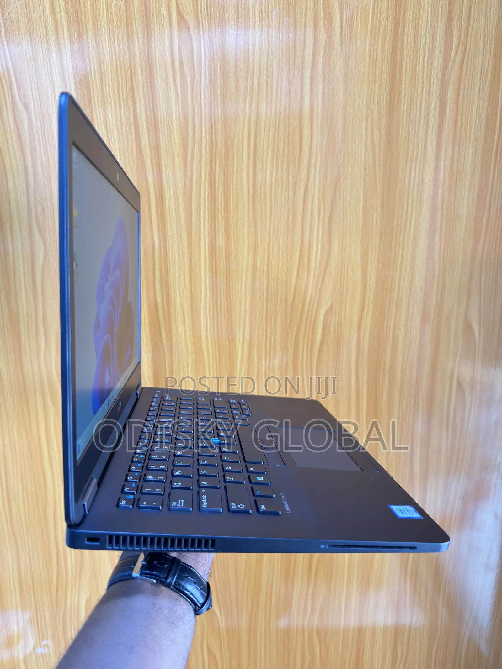Laptop Dell Latitude E7470 8GB Intel Core i5 SSD 128GB