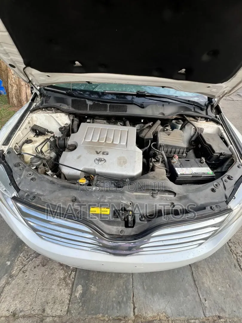 Toyota Venza V6 2010 White
