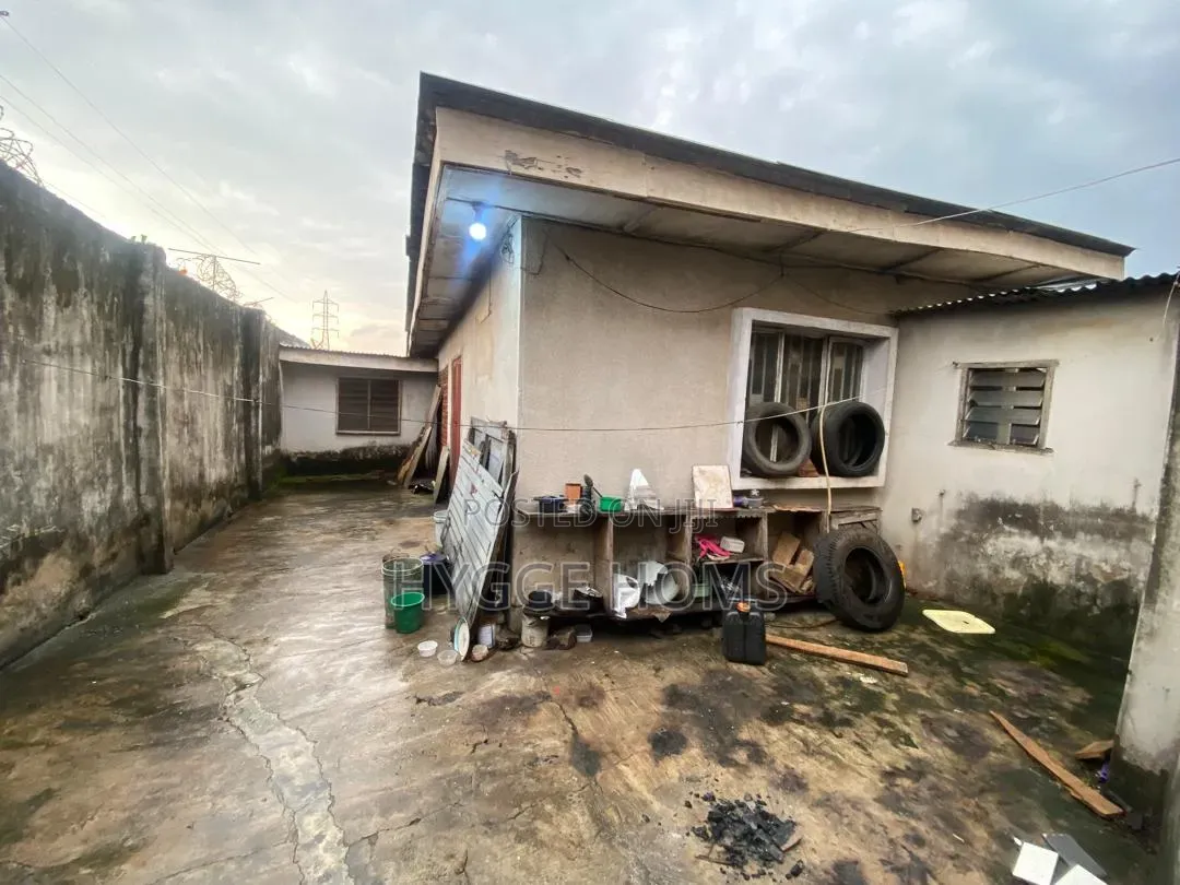 770sqm Land Mixed Use Development With Bungalow