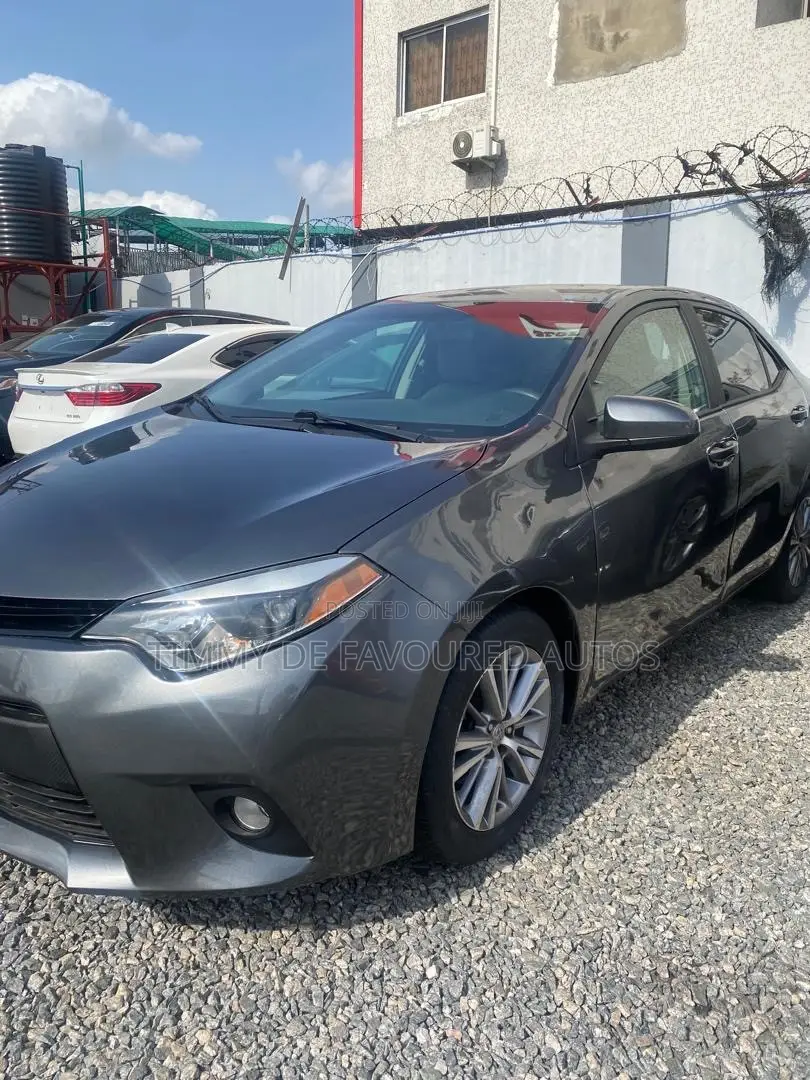 Toyota Corolla LE 4dr Sedan (1.8L 4cyl CVT) 2014 Blue