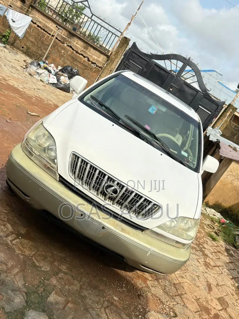 Lexus RX 300 4WD 2001 White