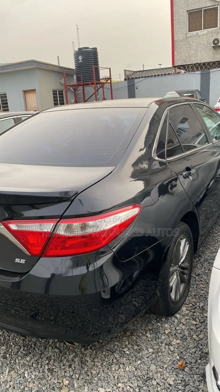 Toyota Camry SE 4dr Sedan (2.5L 4cyl 6A) 2015 Black