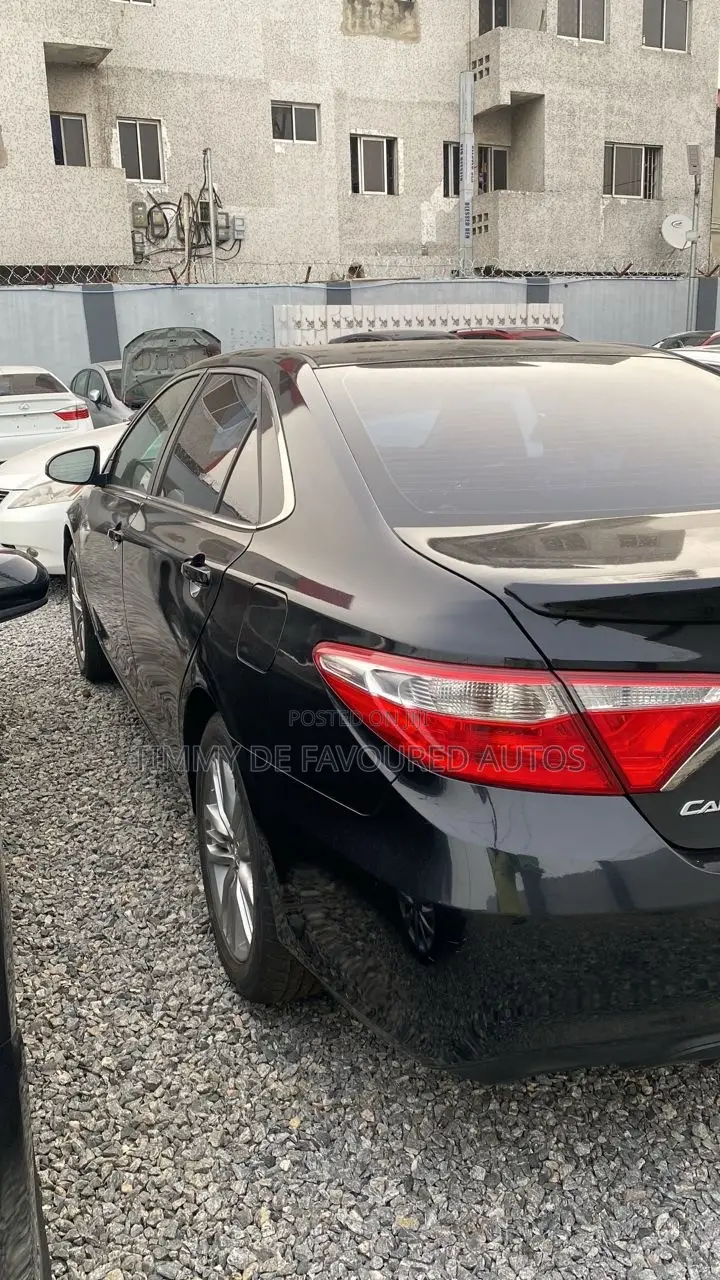 Toyota Camry SE 4dr Sedan (2.5L 4cyl 6A) 2015 Black