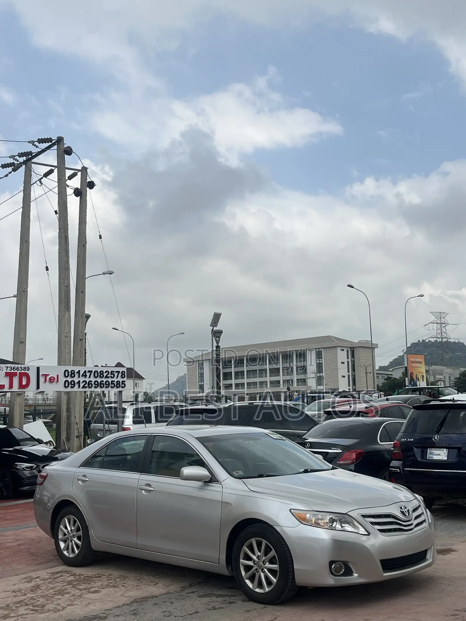 Toyota Camry 2011 Silver