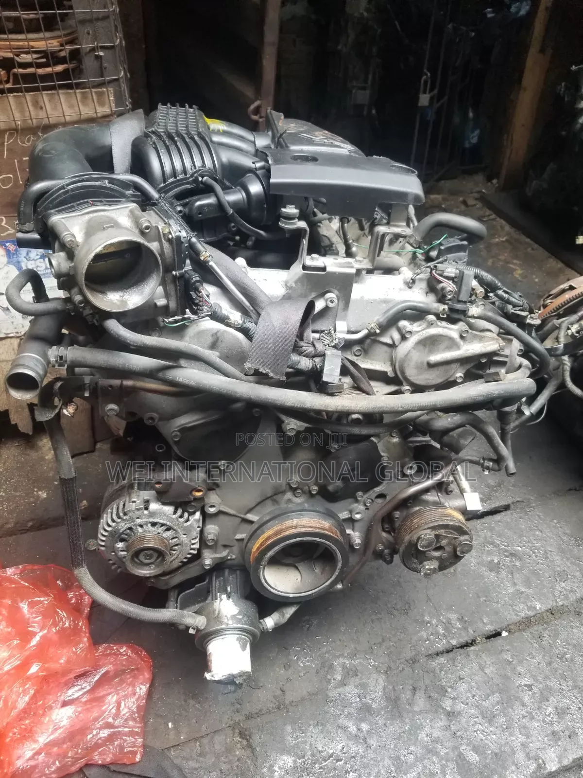 Nissan Pathfinder 2004/5 Engine