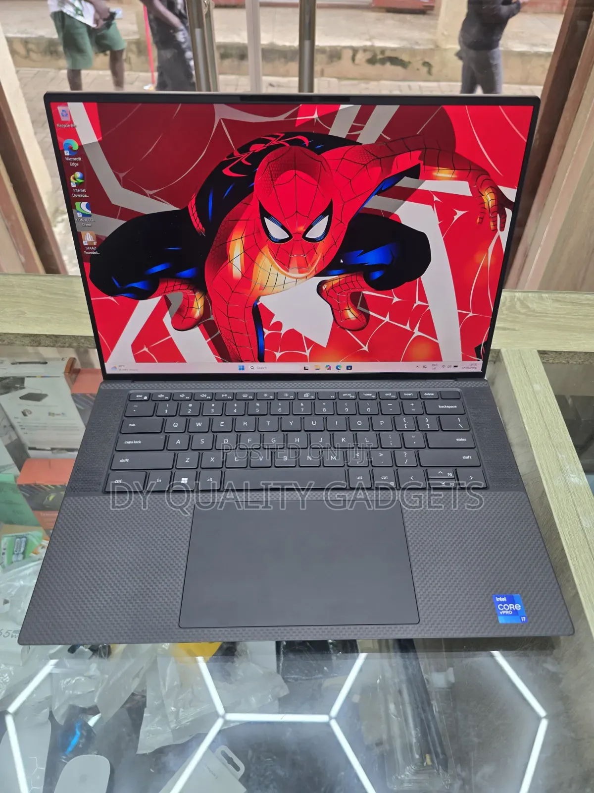 Laptop Dell Precision 5560 16GB Intel Core i7 SSD 512GB