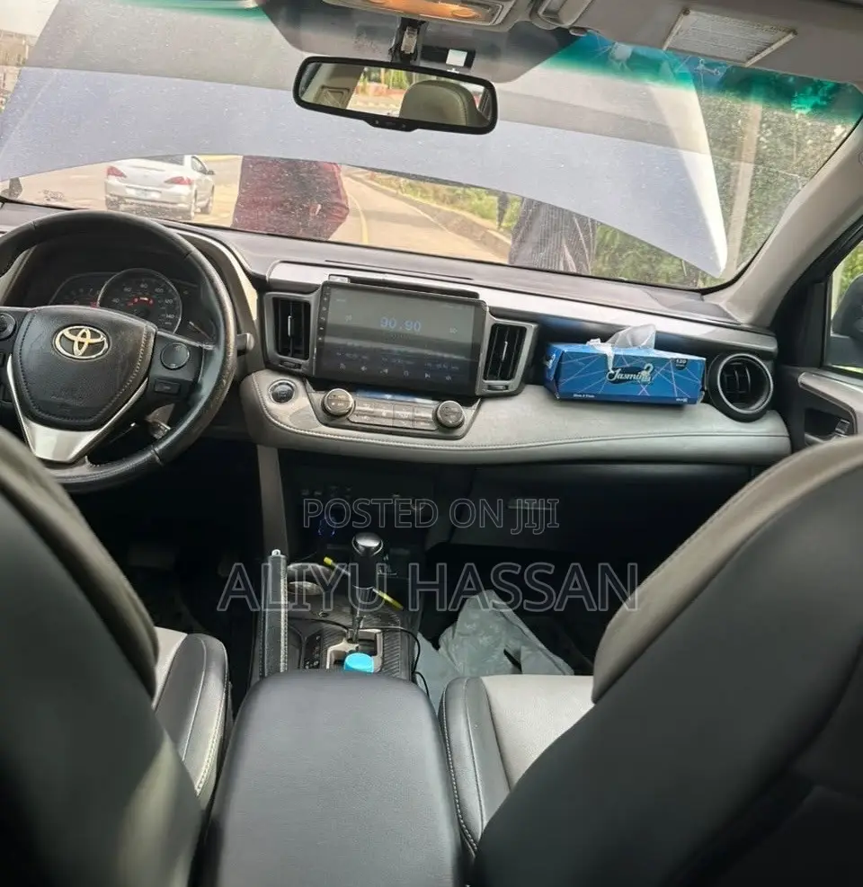 Toyota RAV4 2018 Gray