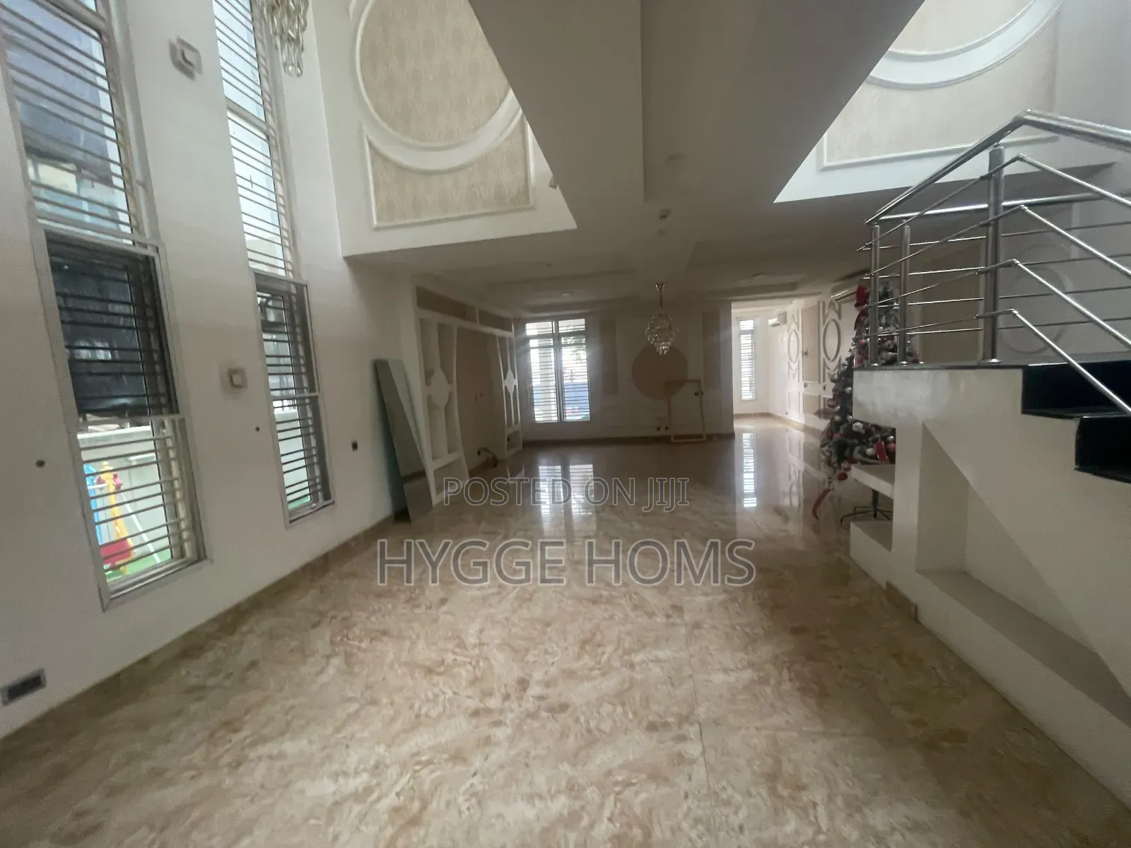 5bdrm House in Banana Island Estate for rent