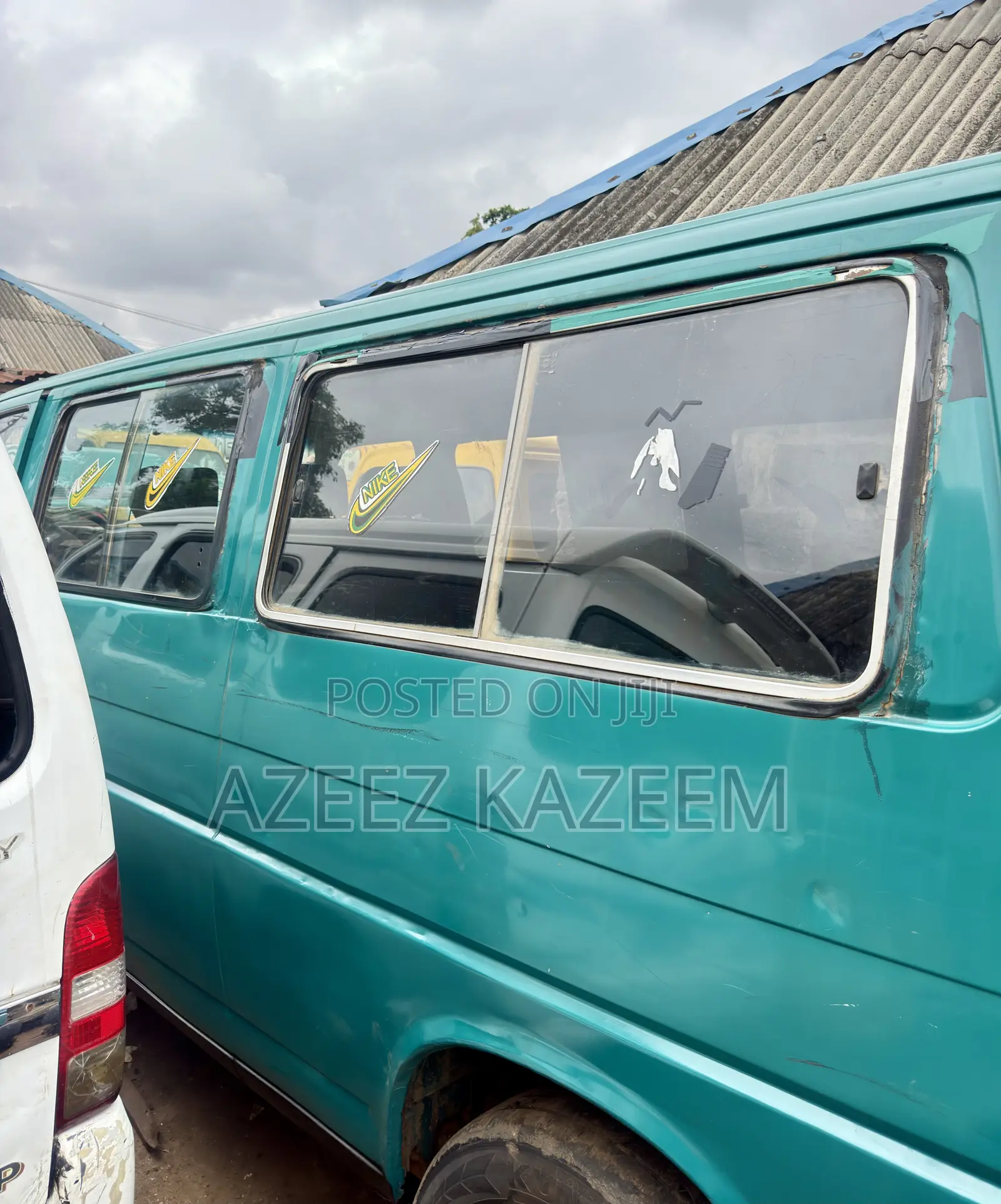 Volkswagen Transporter 2005 Green
