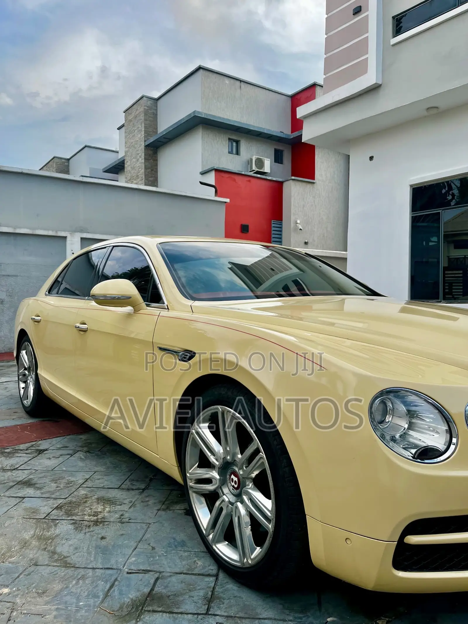 Bentley Flying Spur 2016 Off white