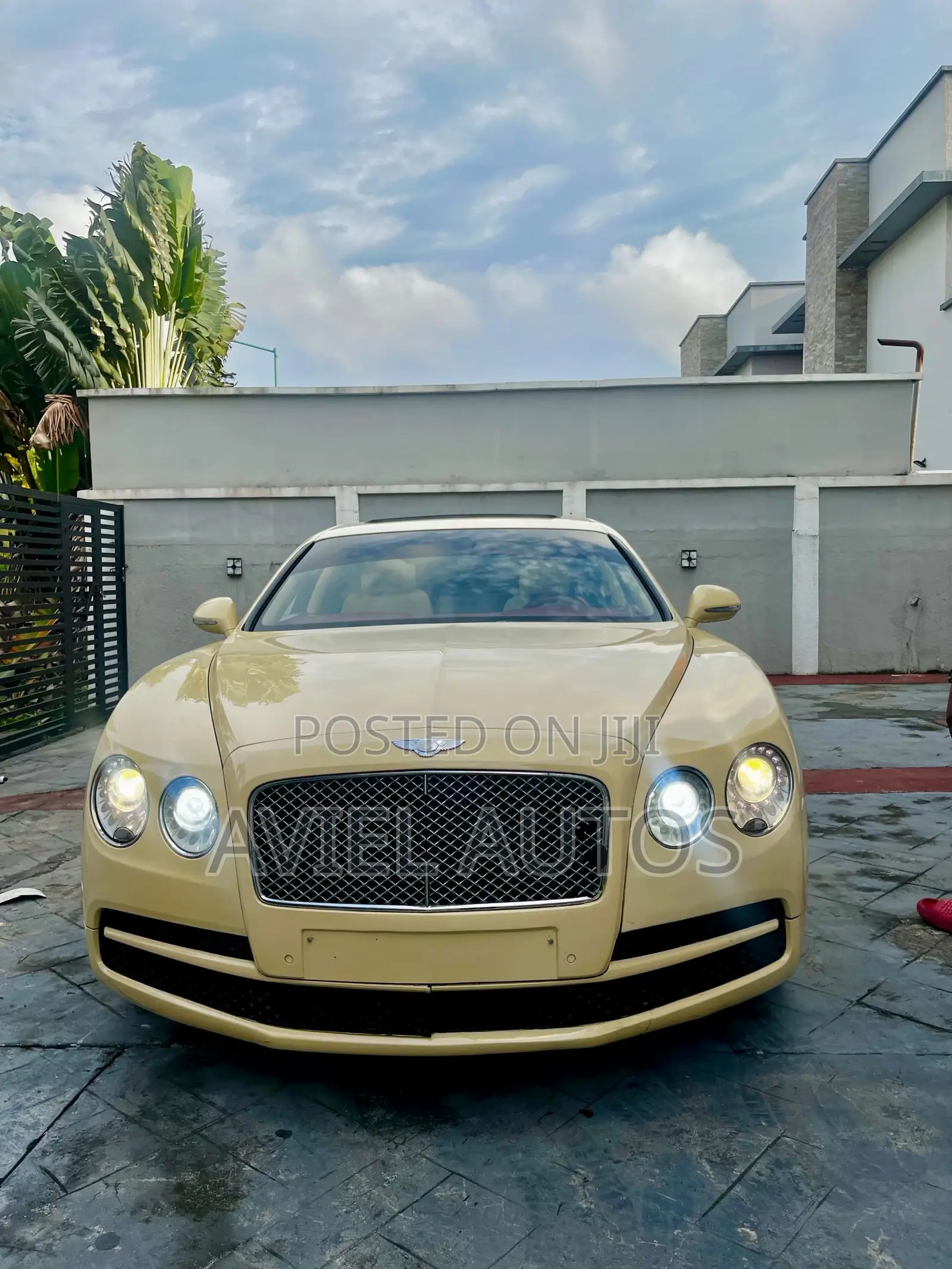 Bentley Flying Spur 2016 Off white
