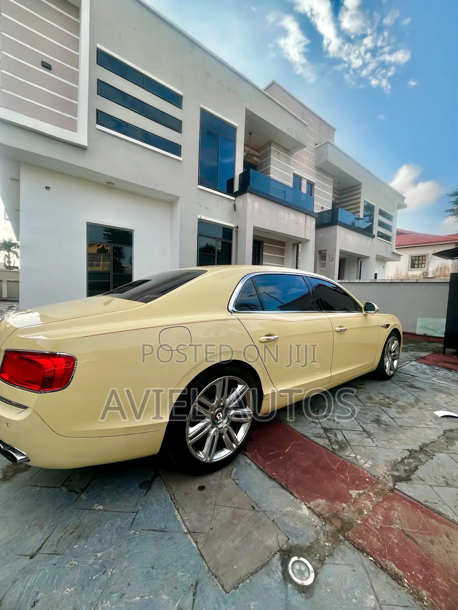 Bentley Flying Spur 2016 Off white