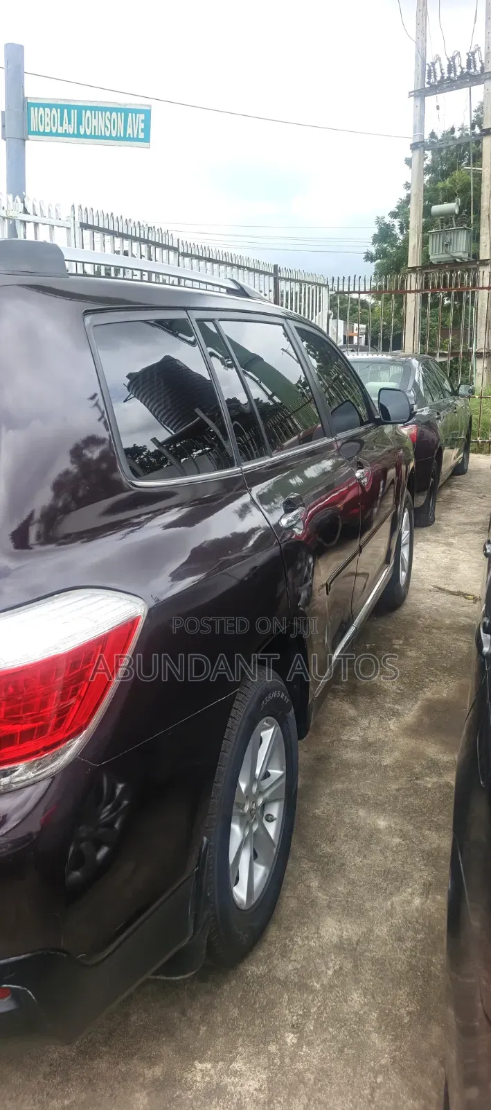 Toyota Highlander 2.7L 2WD 2013 Burgundy