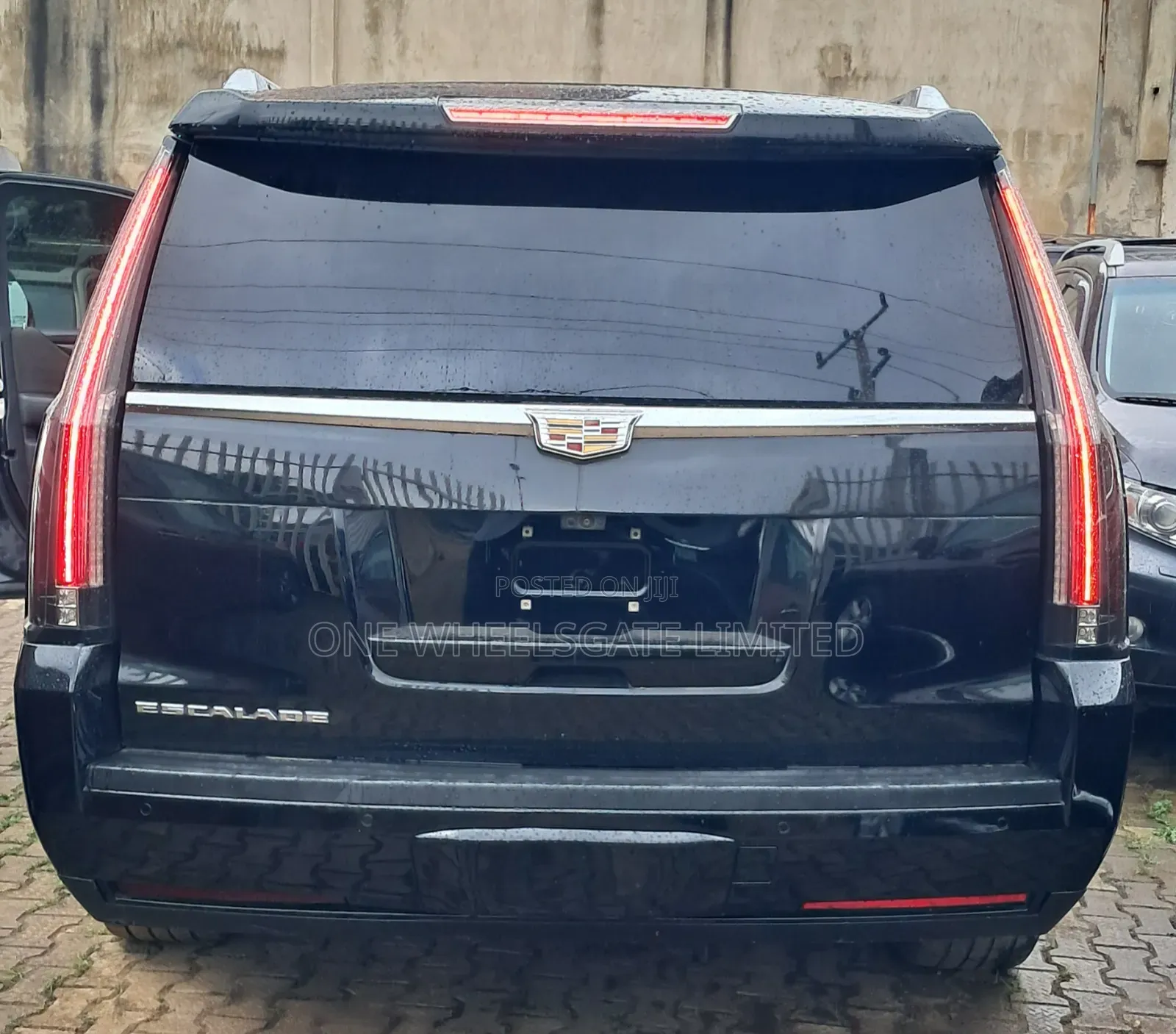 Cadillac Escalade ESV 2020 Black