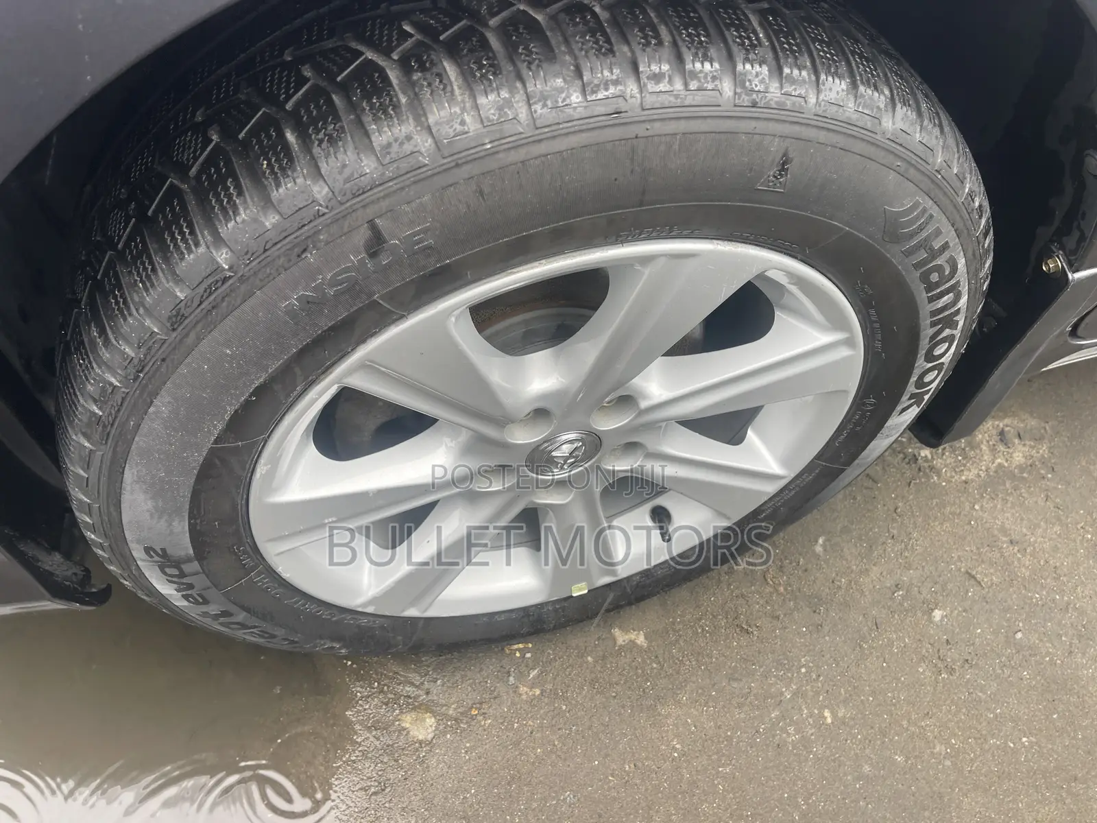 Toyota Camry LE 4dr Sedan (2.5L 4cyl 6A) 2013 Gray