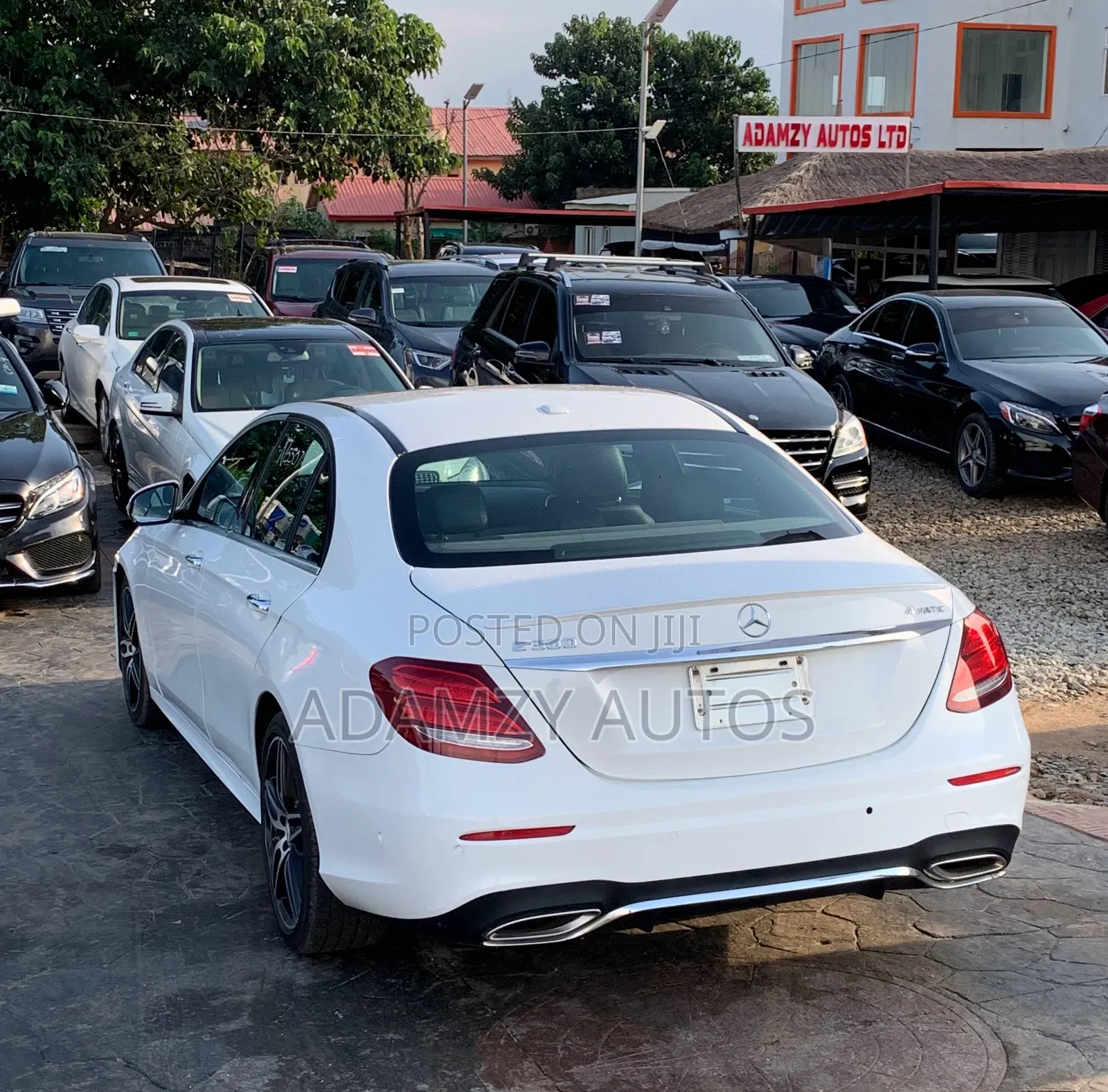 Mercedes-Benz E300 2017 White