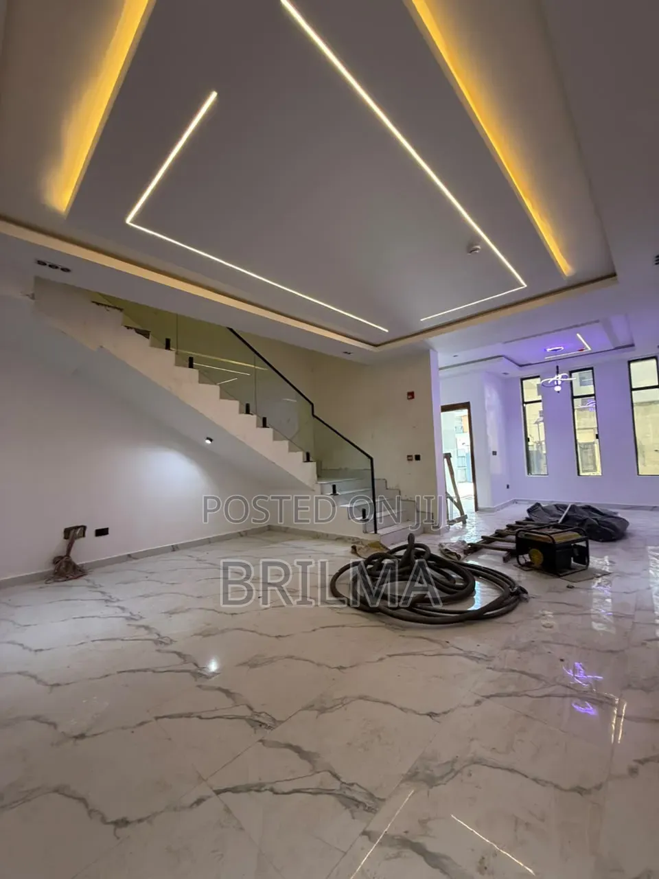 4bdrm Duplex in Guzape District for sale