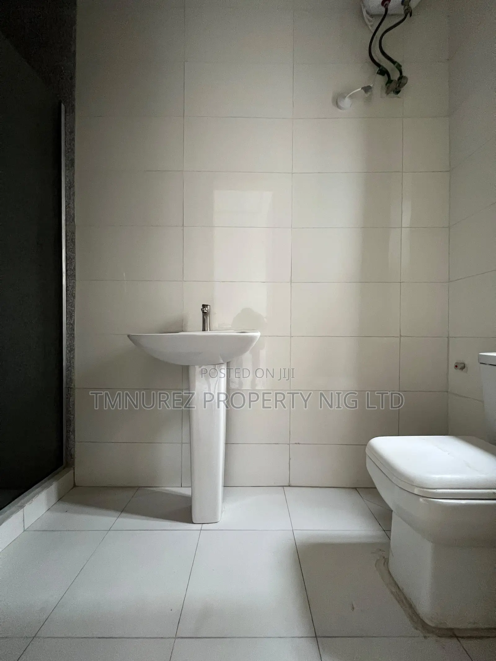 2bdrm Apartment in Abraham Adesanya Estate for rent