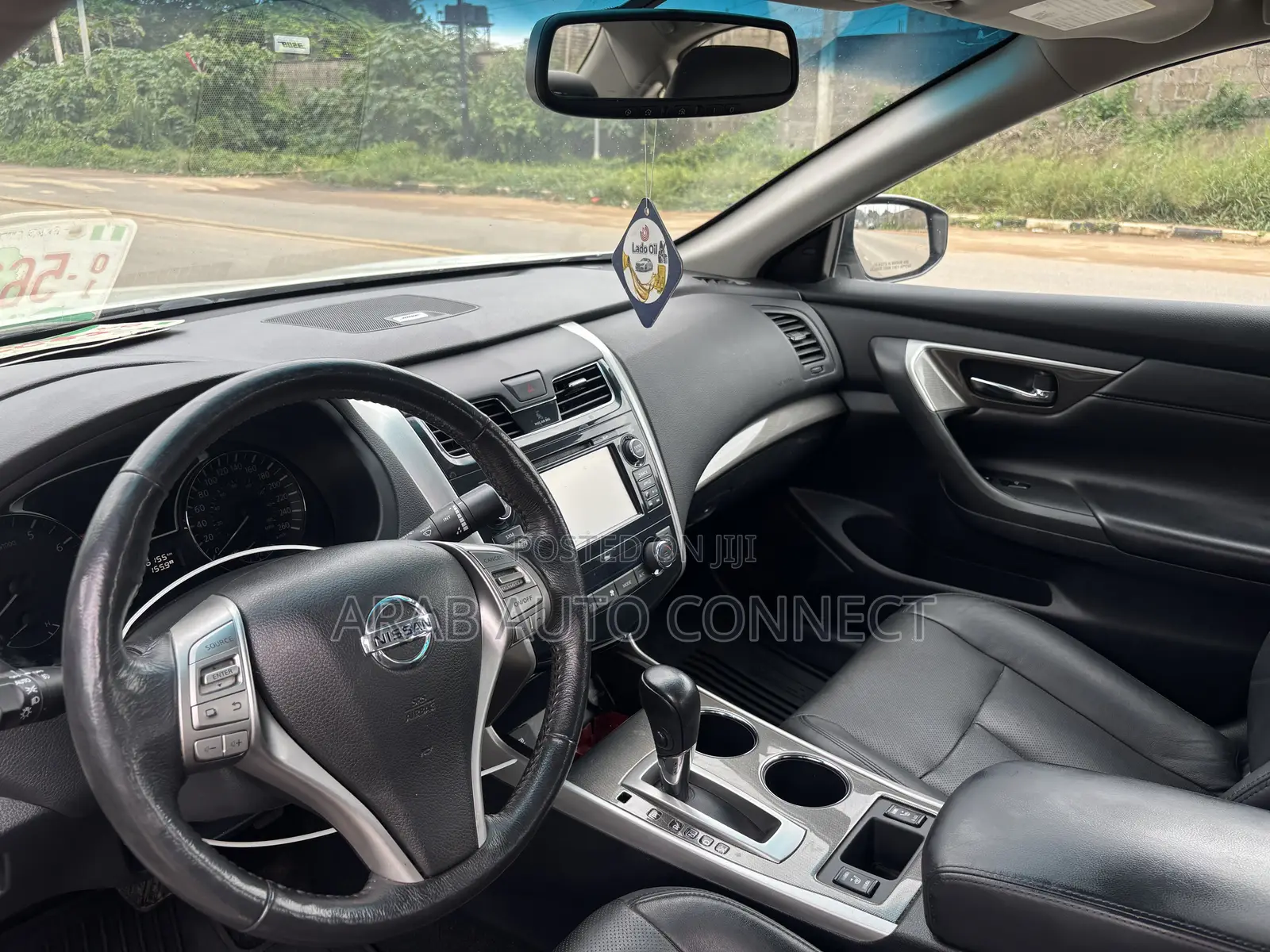 Nissan Altima 2015 White