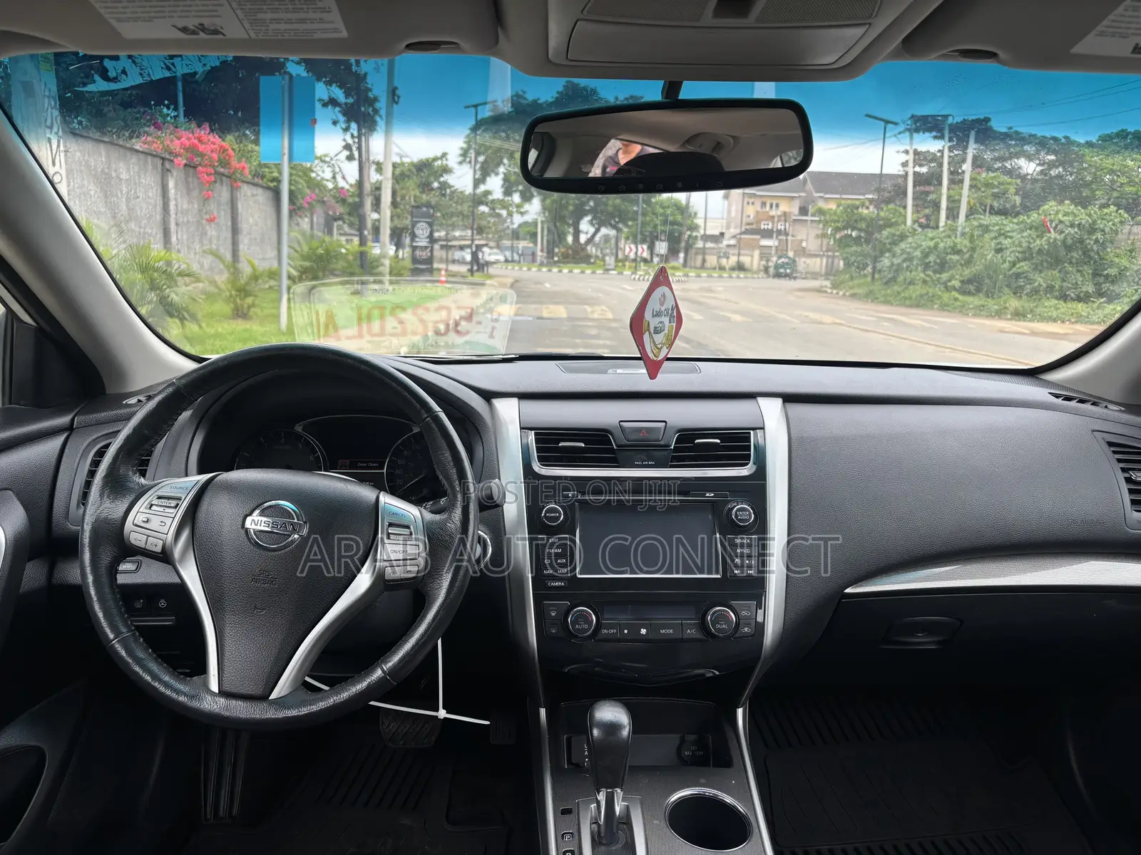 Nissan Altima 2015 White