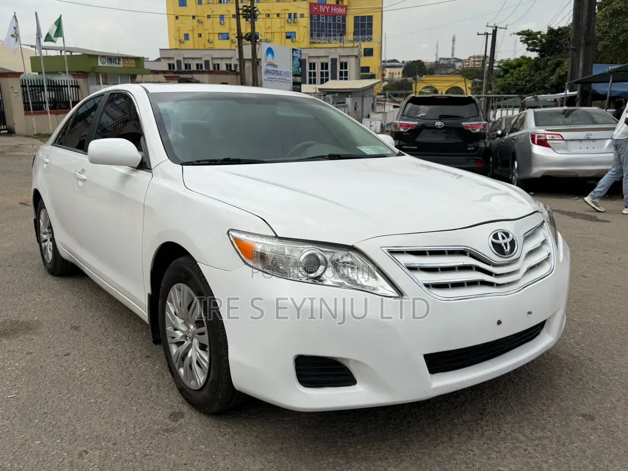 Toyota Camry 2010 White
