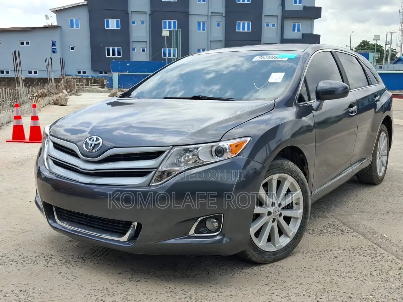 Toyota Venza XLE 2011 Gray
